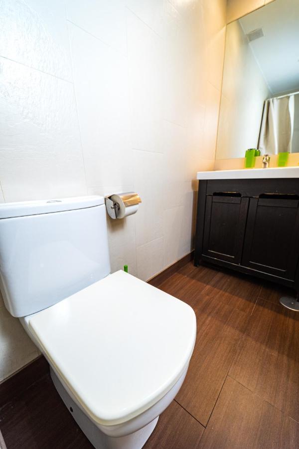 Singular Apartamento En Delicias By Bebalmy Madrid Exterior foto